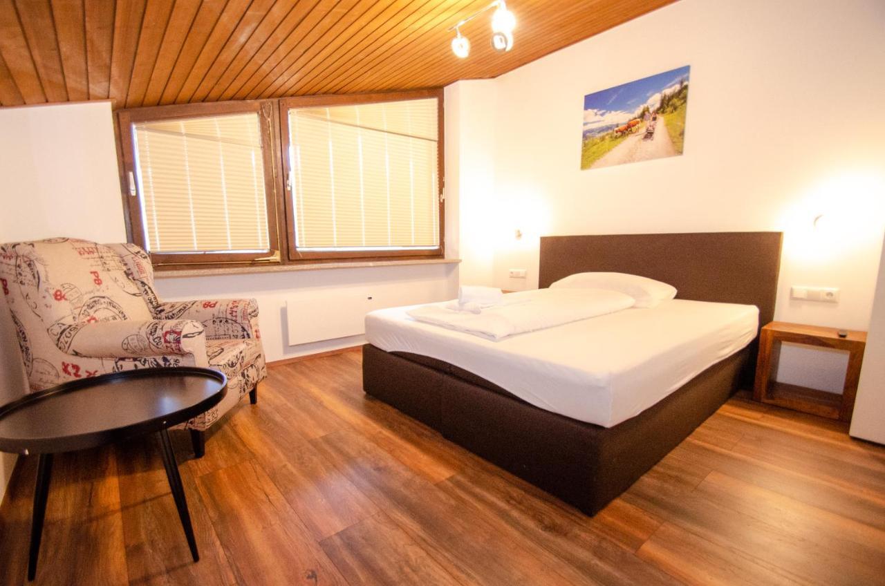 Penthouse Eightyone By All In One Apartments Kaprun Exterior photo